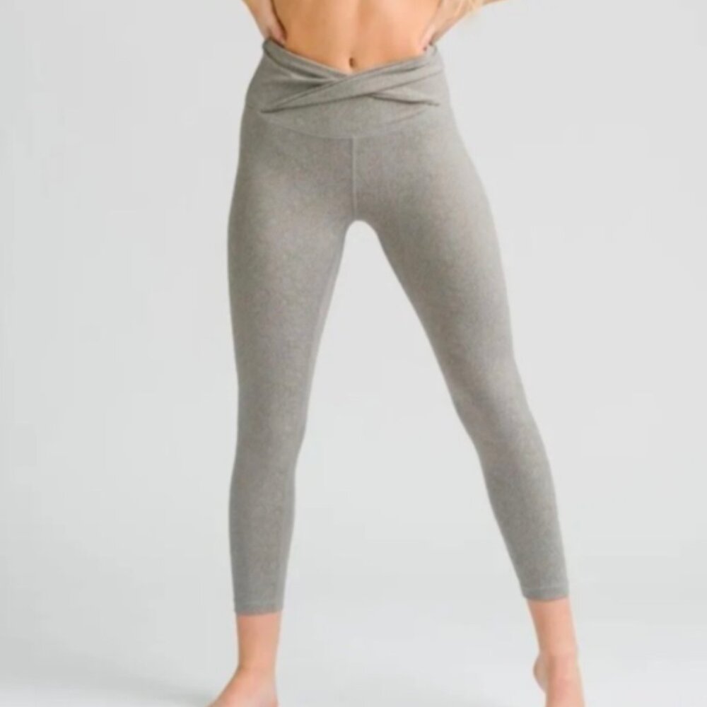 Zyia Cement Croise Crossover Waistband Hi Rise 7/8 Leggings, Size 6-8 - Picture 2 of 8